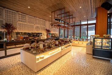 Sri Panwa Phuket Luxury Pool Villa Hotel   Sha Plus