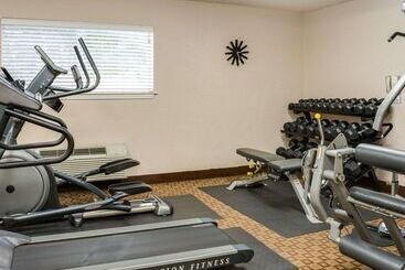 هتل Suburban Studios Avondale