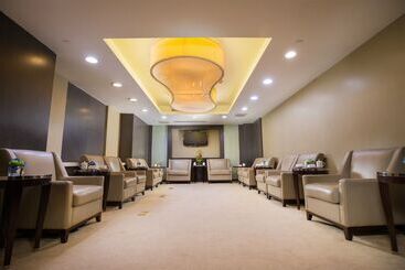 هتل Wyndham Grand Plaza Royale Hangzhou