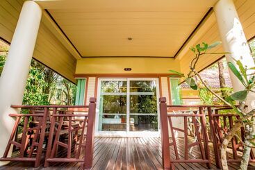 Koh Chang Paradise Resort & Spa