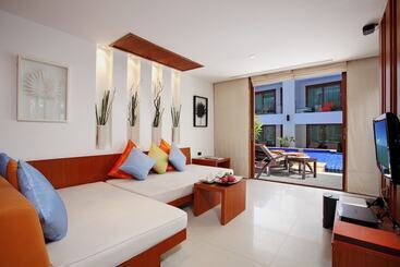 La Flora Resort Patong - Patong Beach