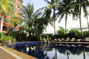 Nova Park Hotel Pattaya