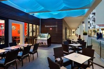 Park Plaza Verudela Pula