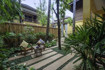 استراحتگاه Buri Rasa Village Samui