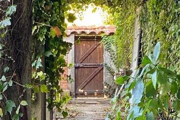پانسیون Le Rez De Jardin Albi