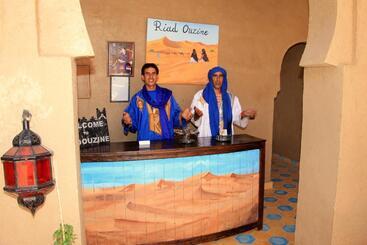 پانسیون Riad Dar Ouzine