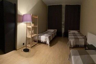 Vershina Hostel