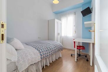 Hostal Five Gates - Osuna