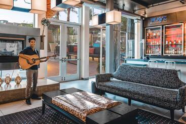 酒店 Aloft Phoenixairport