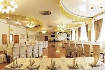 酒店 Amaks Congress