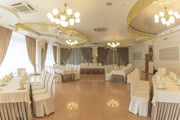 酒店 Amaks Congress