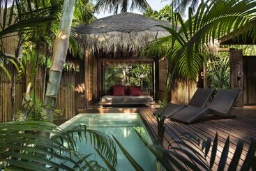 ホテル Anantara Rasananda Koh Phangan Villas