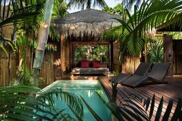 ホテル Anantara Rasananda Koh Phangan Villas