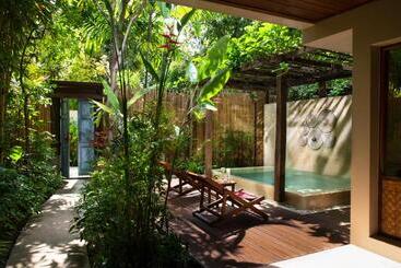 ホテル Anantara Rasananda Koh Phangan Villas