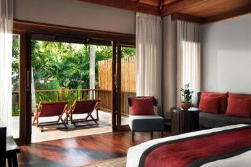ホテル Anantara Rasananda Koh Phangan Villas