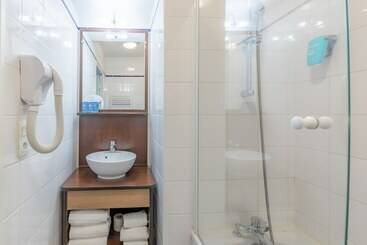 هتل Appart City Confort Brest