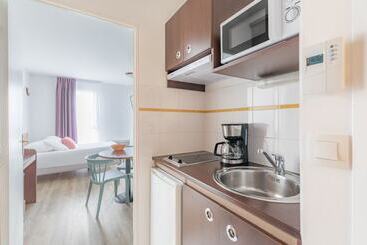 هتل Appart City Confort Brest
