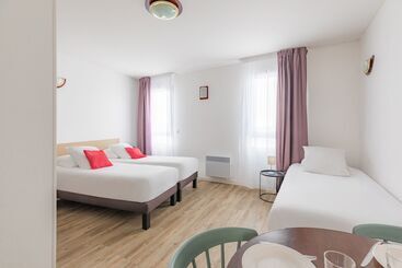 هتل Appart City Confort Brest