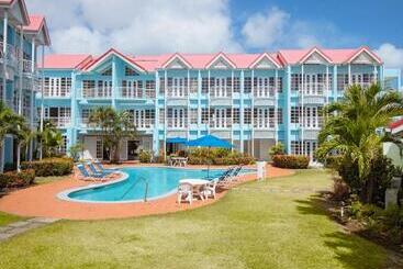هتل Bay Gardens Marina Haven