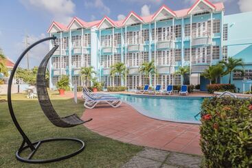 هتل Bay Gardens Marina Haven