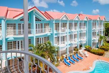 هتل Bay Gardens Marina Haven