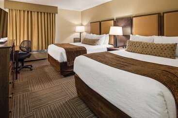 هتل Best Western Plus Frontier Inn