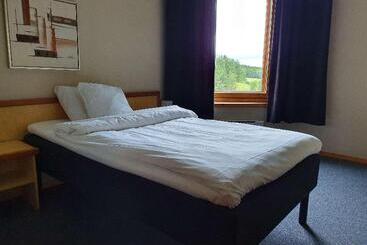 هتل Best Western Plus Frontier Inn