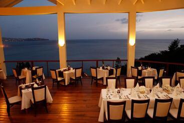 هتل Calabash Cove Resort And Spa   Adults Only