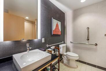 Cambria Hotel Madison East