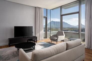 Cape Town Marriott Hotel Crystal Towers
