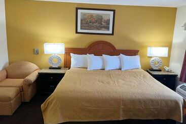 Chocolate Express Hotel & Suites Hershey