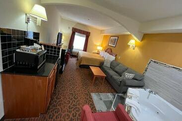 Chocolate Express Hotel & Suites Hershey