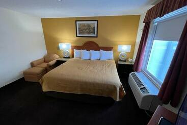 Chocolate Express Hotel & Suites Hershey