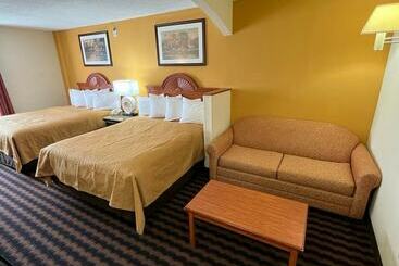 Chocolate Express Hotel & Suites Hershey