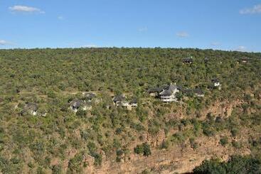 هتل Clifftop Exclusive Safari Hideaway