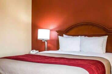 هتل Comfort Inn & Suites Panama City   St Andrew