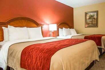 هتل Comfort Inn & Suites Panama City   St Andrew