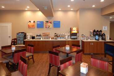 هتل Comfort Inn & Suites Las Cruces Mesilla