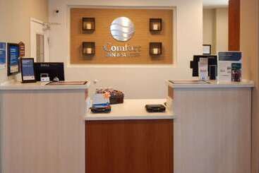 هتل Comfort Inn & Suites Las Cruces Mesilla