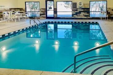 هتل Comfort Inn & Suites Las Cruces Mesilla