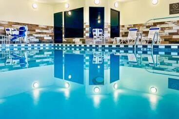 هتل Comfort Inn & Suites Las Cruces Mesilla