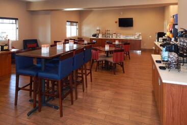 هتل Comfort Inn & Suites Las Cruces Mesilla