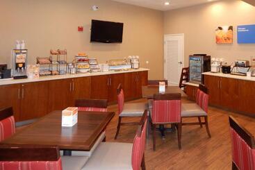 هتل Comfort Inn & Suites Las Cruces Mesilla