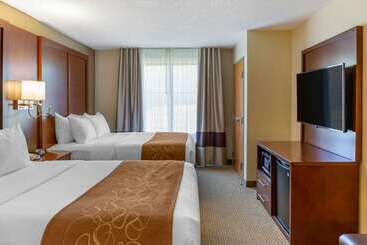 酒店 Comfort Suites Amish Country