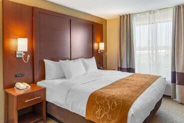 酒店 Comfort Suites Amish Country