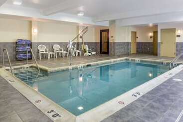 酒店 Comfort Suites Amish Country