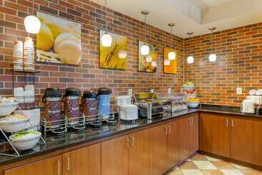 هتل Comfort Suites Charleston West Ashley
