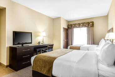 هتل Comfort Suites Charleston West Ashley