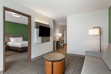 هتل Comfort Suites Conference Center Rapid City