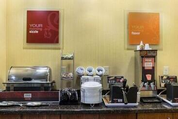 هتل Comfort Suites Conference Center Rapid City